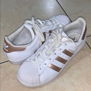 ADIDAS SUPERSTAR SNEAKS CYBER METALLIC